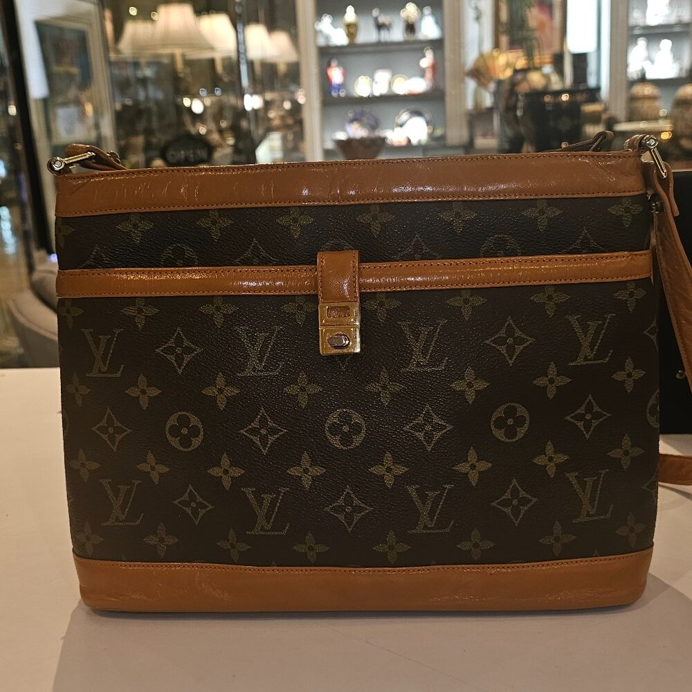 Authentic Louis Vuitton x Takashi Murakami Monogram Crossbody Bag